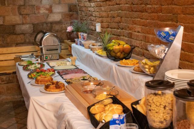 Mikulov Inn - Apartments Slunce Zewnętrze zdjęcie