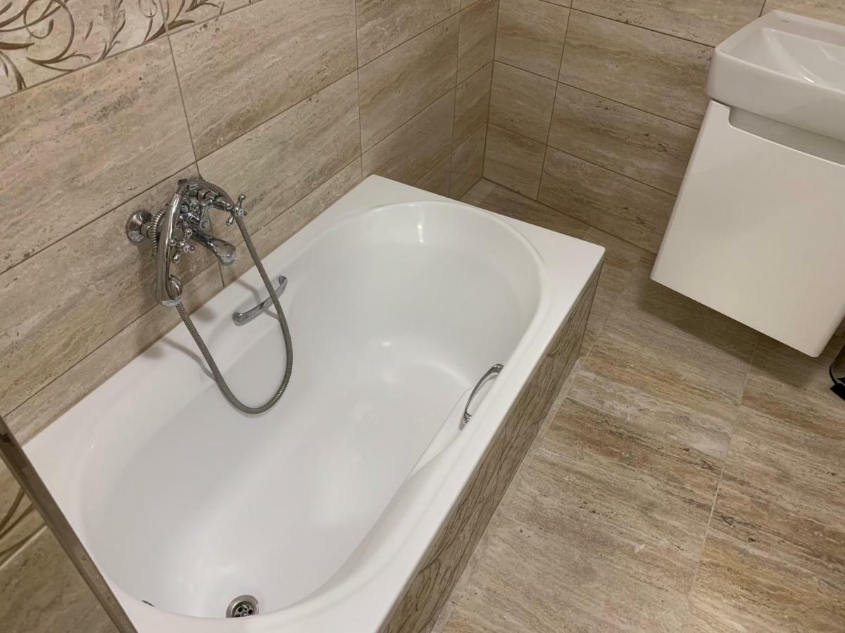 Mikulov Inn - Apartments Slunce Zewnętrze zdjęcie