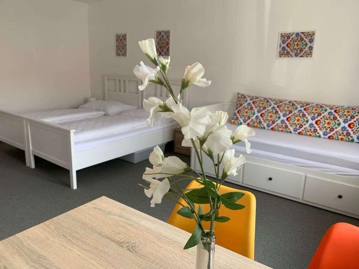 Mikulov Inn - Apartments Slunce Zewnętrze zdjęcie